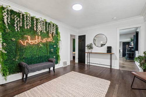 Beautiful Historic Full Home 10 Minutes From Everything