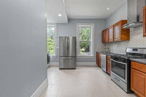 Comforts Cheerful 3 Bedroom In St Louis