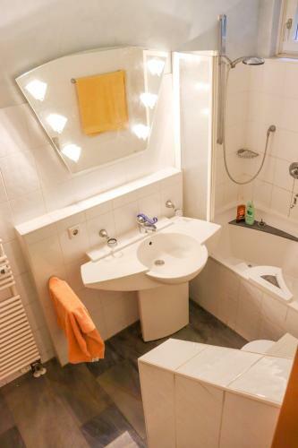 Apartamento Schickes Schmuckst�ck Mit Garten - N�he Messe