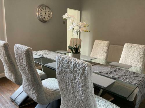 Tynwald Beachside Town House, West Kirby By Rework Accommodation