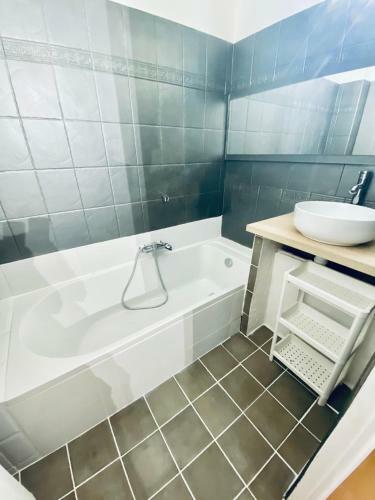 Maison Jumel�e Quartier Eucalyptus