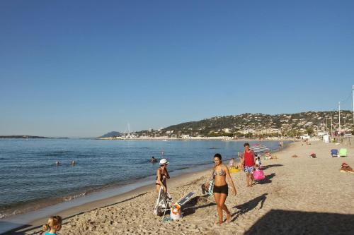 Apartamento 2p 42m� Terrasse / Piscine / Clim / Plage !