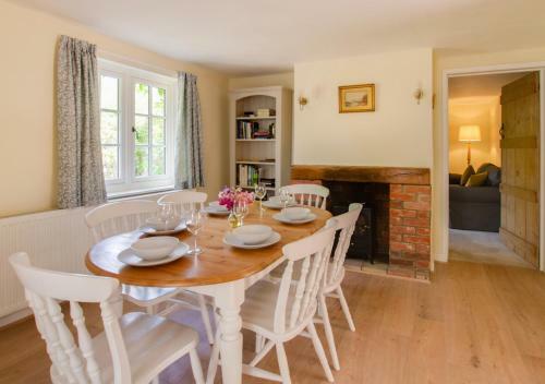 Barn Meadow Cottage