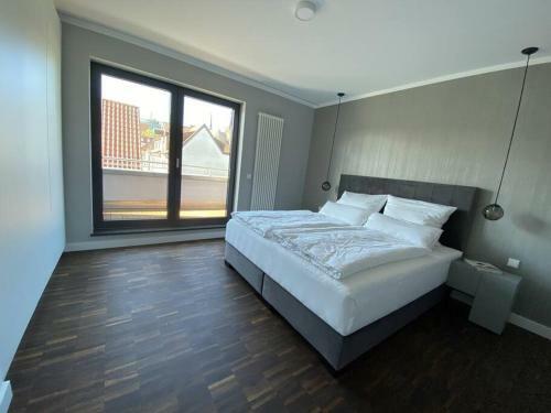 Apartamento Exklusive Penthouse-wohnung Im Herzen Rostocks
