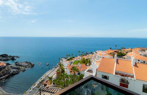 Lovely Fourth Floor Ocean View Lago Apartment