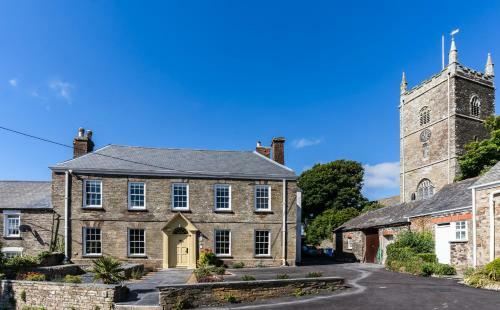 The Half-arc Of Padstow