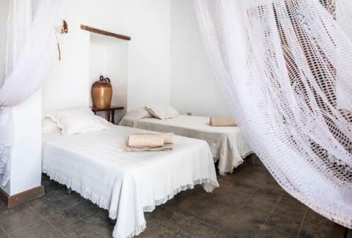 Hist�rica Villa Con Molino De Viento