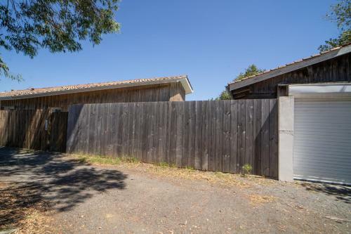 Corocama - Cosy Maison Bois Avec Piscine