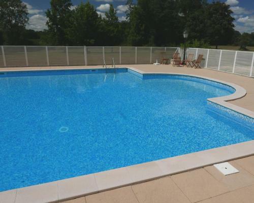 Immaculate 1-bed Apartment In Les Forges