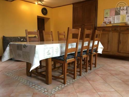 G�te Leval, 5 Pi�ces, 6 Personnes - Fr-1-510-175