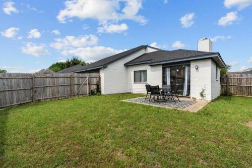 Tranquil 3 Bedroom Home Near Methodist Duncanville