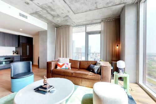 Apartamento New! Luxury Downtown Austin Rainey St. Lake View!