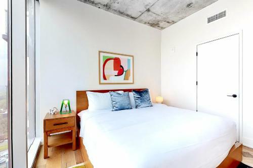 Apartamento New! Luxury Downtown Austin Rainey St. Lake View!