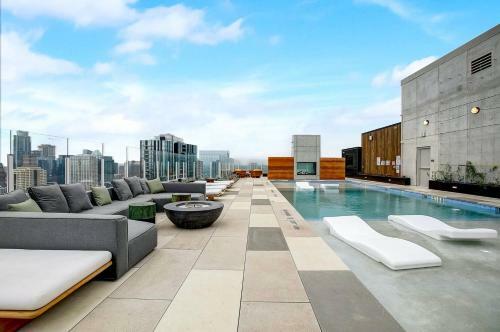 Apartamento New! Luxury Downtown Austin Rainey St. Lake View!