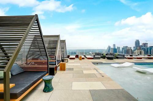 Apartamento New! Luxury Downtown Austin Rainey St. Lake View!