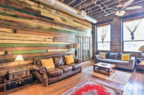 Apartamento Rustic Galveston Condo - 2 Mi To The Beach!