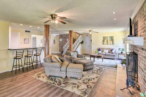 Lakefront Livingston Retreat With Fire Pits!