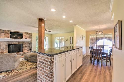 Lakefront Livingston Retreat With Fire Pits!