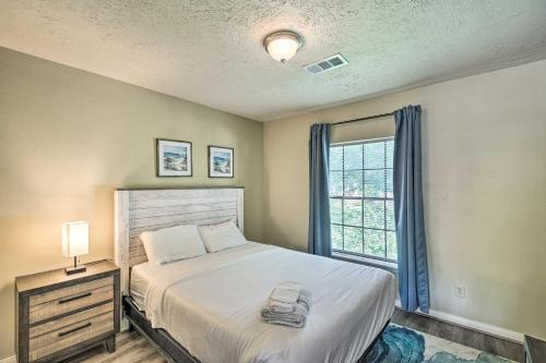 Pet-friendly Seabrook Home With Spacious Yard!