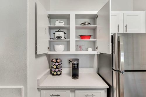 Apartamento Gorgeous Ground Floor Unit W Attached Garage