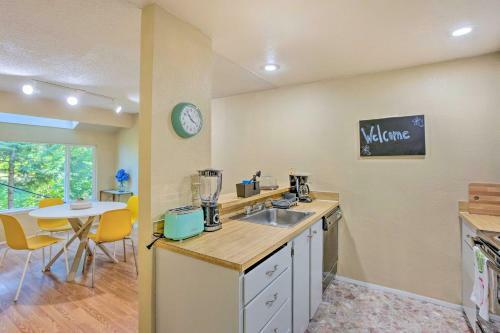 Apartamento Updated Federal Way Retreat, Pet Friendly!