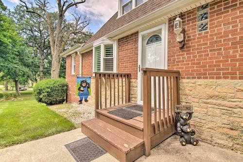 Sun-lit Lake Geneva Sanctuary With Bbq Patio!