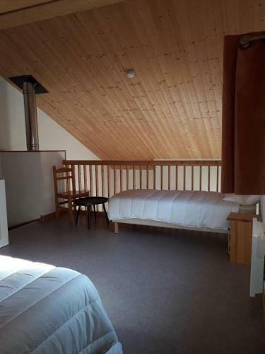 Chalet Au Bord Dun Lac
