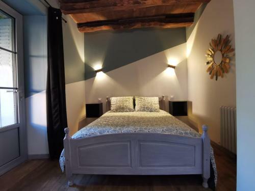 Maison Typique P�rigourdine Avec Piscine
