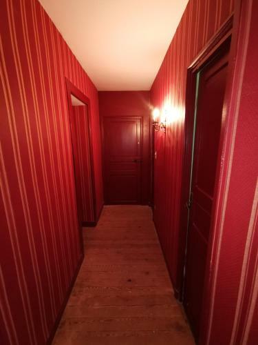 Hostal Ch�teau De Launay Guen