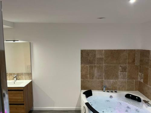 Apartamento Ng Suitehome Queven Baln�o I R�troprojecteur