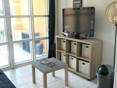 Apartamento Studio Saint-rapha�l, 1 Pi�ce, 4 Personnes - Fr-1-504-647