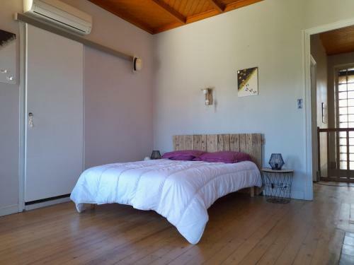 Maison De Village Avec Cour Int�rieure Et Terrasse