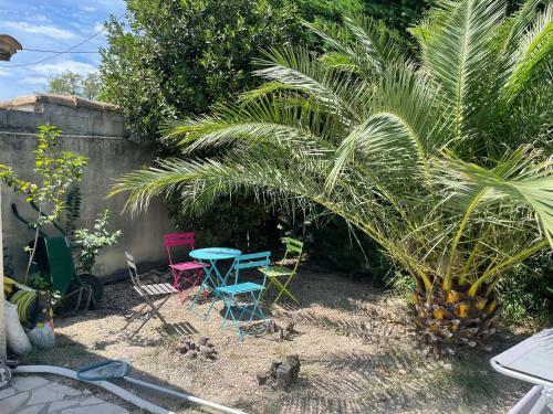 Apartamento Charmant Logement Avec Piscine En Provence