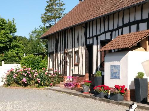 G�te Et Relais Equestre De Marie