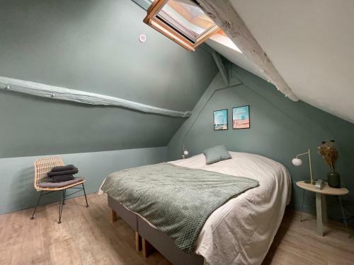 Maison Centrale Avec Cour Ext�rieur