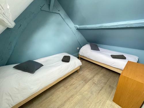 Maison Centrale Avec Cour Ext�rieur