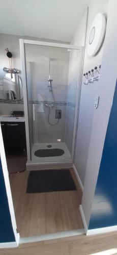 Apartamento Studio Cabine Face � La Mer Avec Piscine Et Parking Priv�