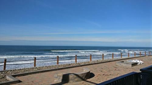 Sailor Jack Oceanfront Motel