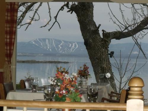 Motel & Restaurant De La Plage