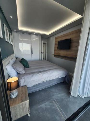 Luxurious 3 Bedroom Beach Front Apartment