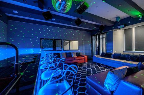 Party Luxury 3br Sea View Apartment In Arcadia