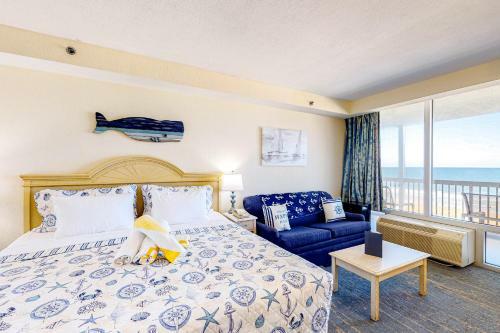 Hotel Daytona Beach Resort- Beach Vibes
