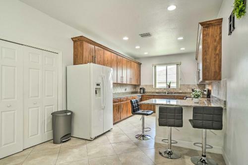 Cape Coral Getaway With Pool About 6 Mi To Beach!