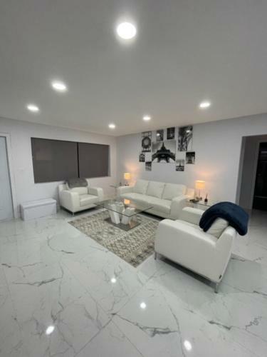Amazing, One Of A Kind 3/2 Home