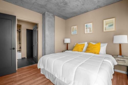 Apartamento 3br Elegant Glass Penthouse Pool With Deck & Gym