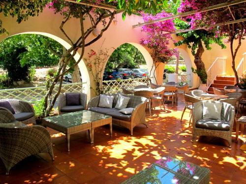 Hotel De La Plage Santa Vittoria