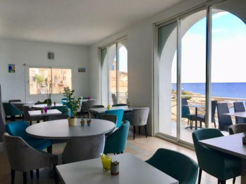 Hotel De La Plage Santa Vittoria