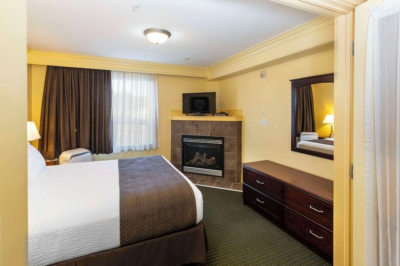 Hotel Days Inn & Suites Whitecourt