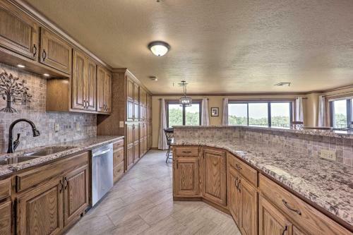 Apartamento Cozy Afton Condo With Golf Course And Lake Views!
