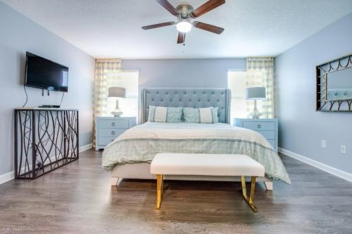 Frozen & Star Wars Themed Rooms & Game Room Villa